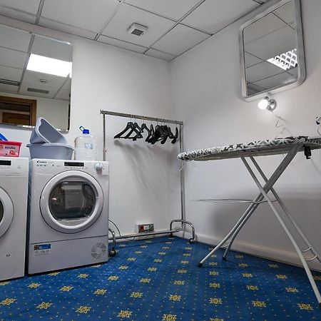 Guesthouse เวโรนา ภายนอก รูปภาพ