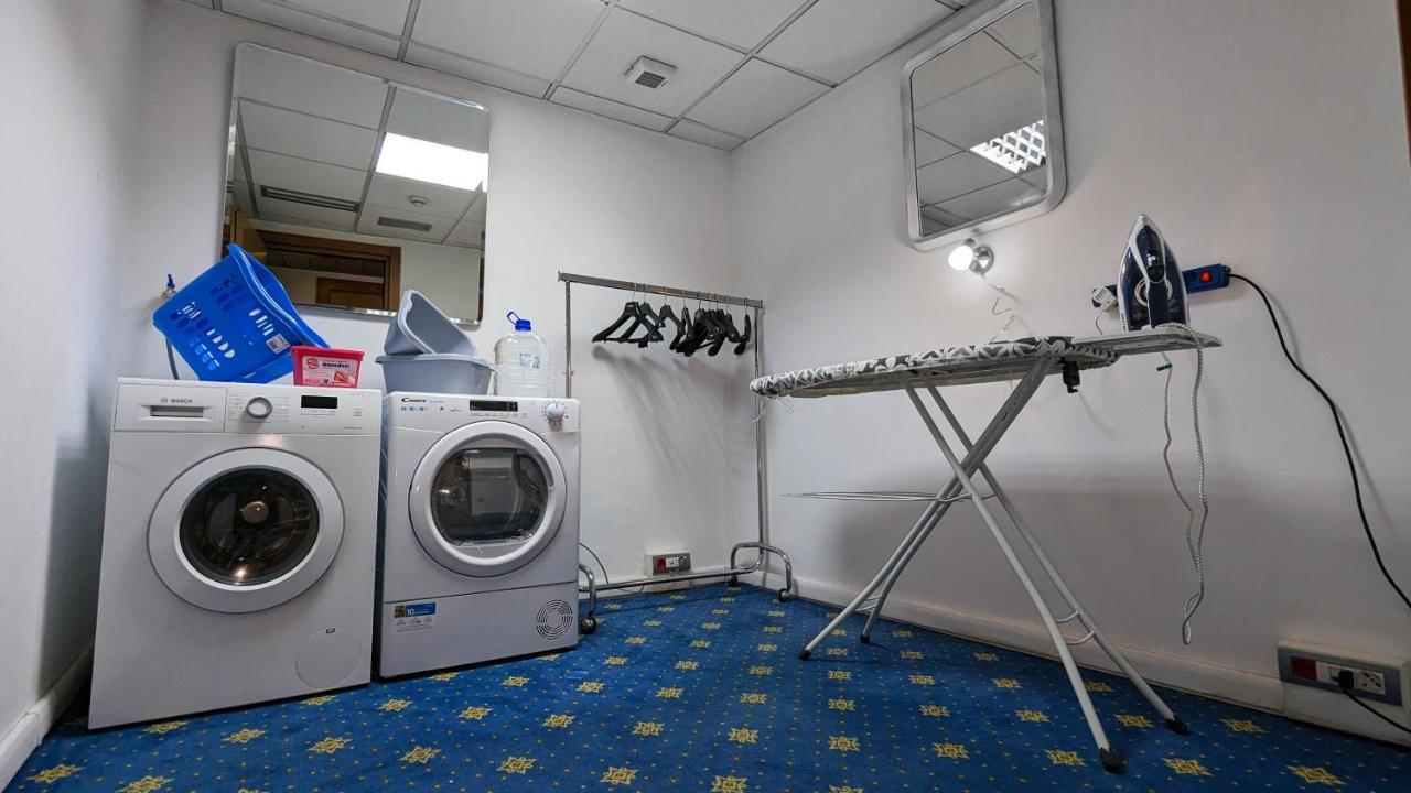 Guesthouse เวโรนา ภายนอก รูปภาพ