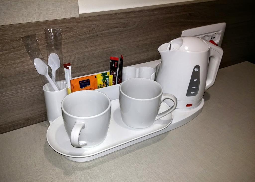 Guesthouse เวโรนา ภายนอก รูปภาพ