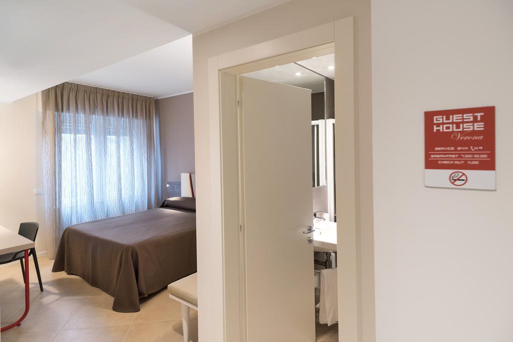 Guesthouse เวโรนา ห้อง รูปภาพ