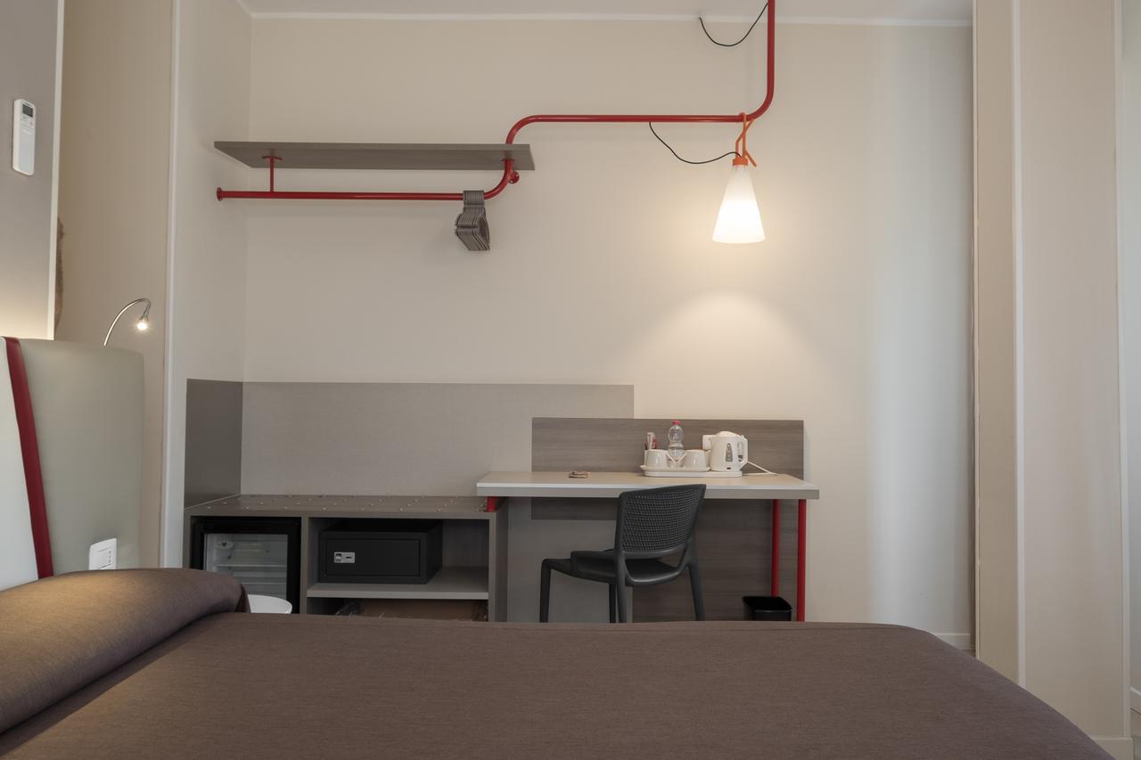 Guesthouse เวโรนา ภายนอก รูปภาพ